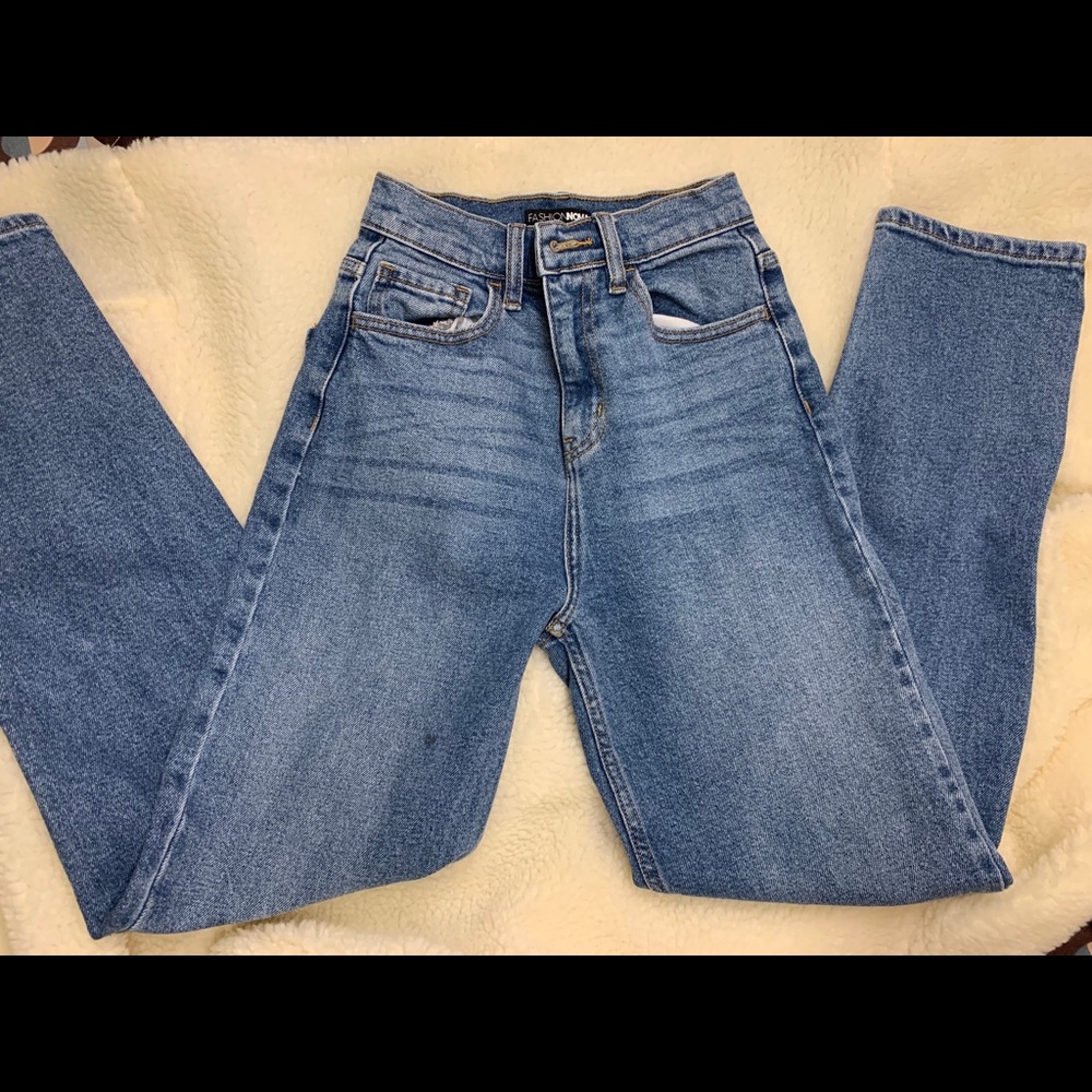 Medium wash Fashion Nova mom jeans